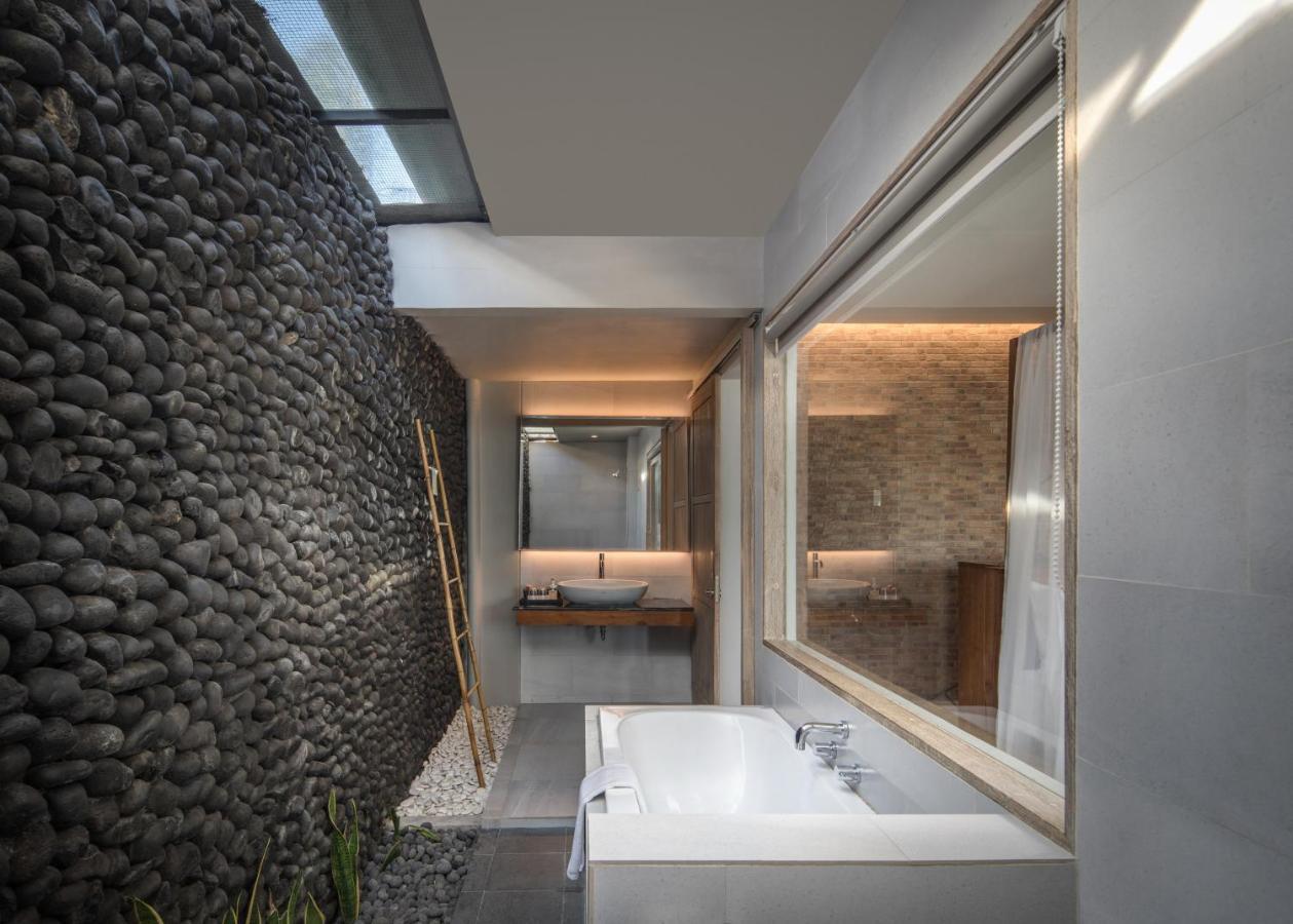 Umadewi Surf & Retreat Otel Pulukan Dış mekan fotoğraf